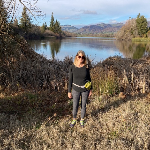 Meet your Posher, Gloria - Picture 5 of 5